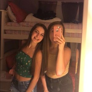 Meet your Posher, Skyla